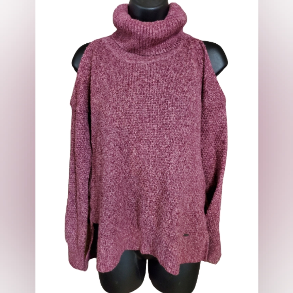Hollister cold shoulder turtleneck sweater